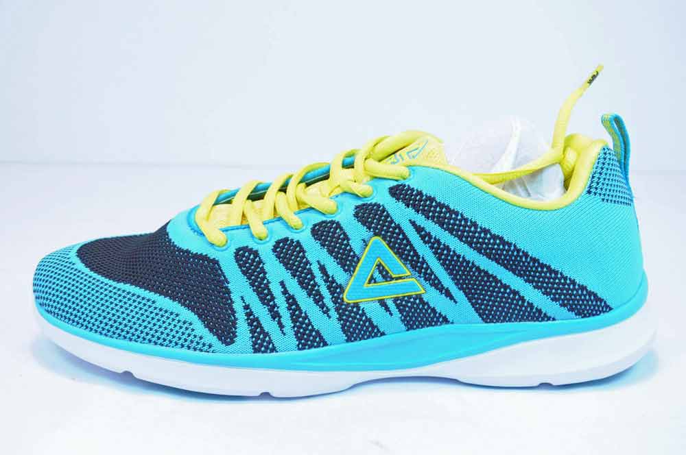 PEAK Sneaker