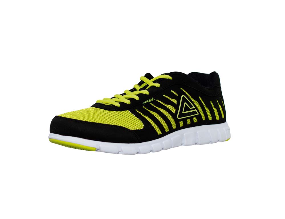 PEAK Sneaker Strides