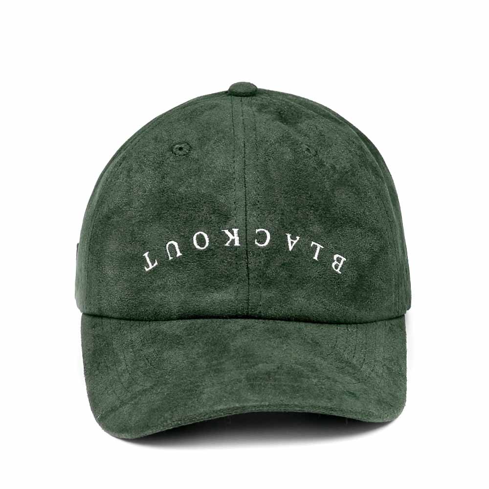Blackout Curved Cap Suede